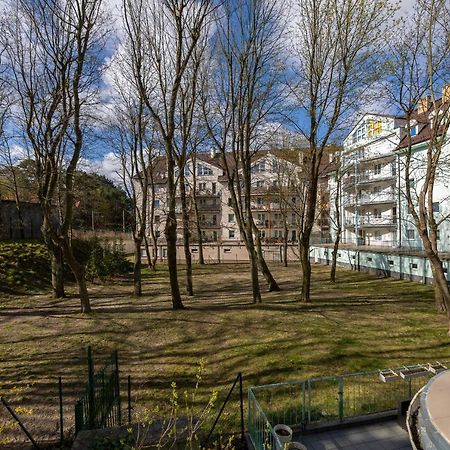 Apartament Sklodowskiej-Curie By Renters ミエンジズドロイェ エクステリア 写真