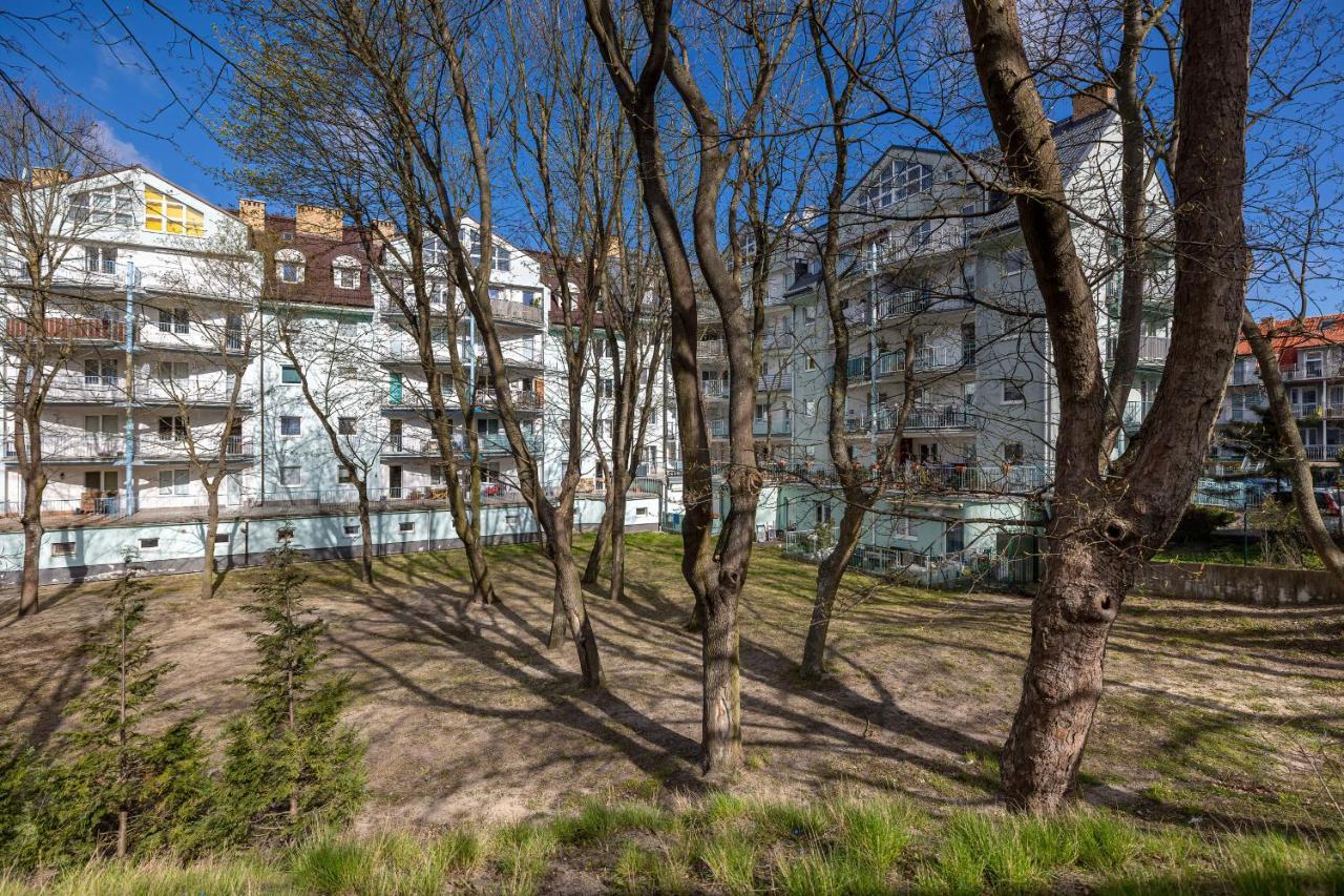 Apartament Sklodowskiej-Curie By Renters ミエンジズドロイェ エクステリア 写真