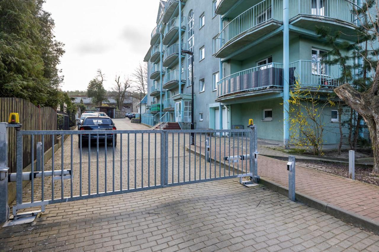 Apartament Sklodowskiej-Curie By Renters ミエンジズドロイェ エクステリア 写真